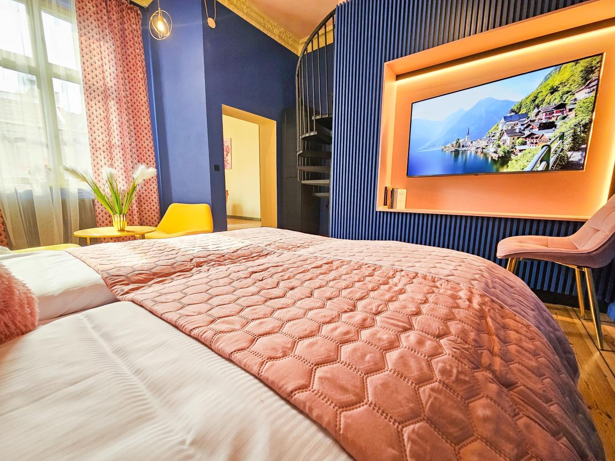 Butik Apartamenty Old Town Torun - Parking Exterior foto
