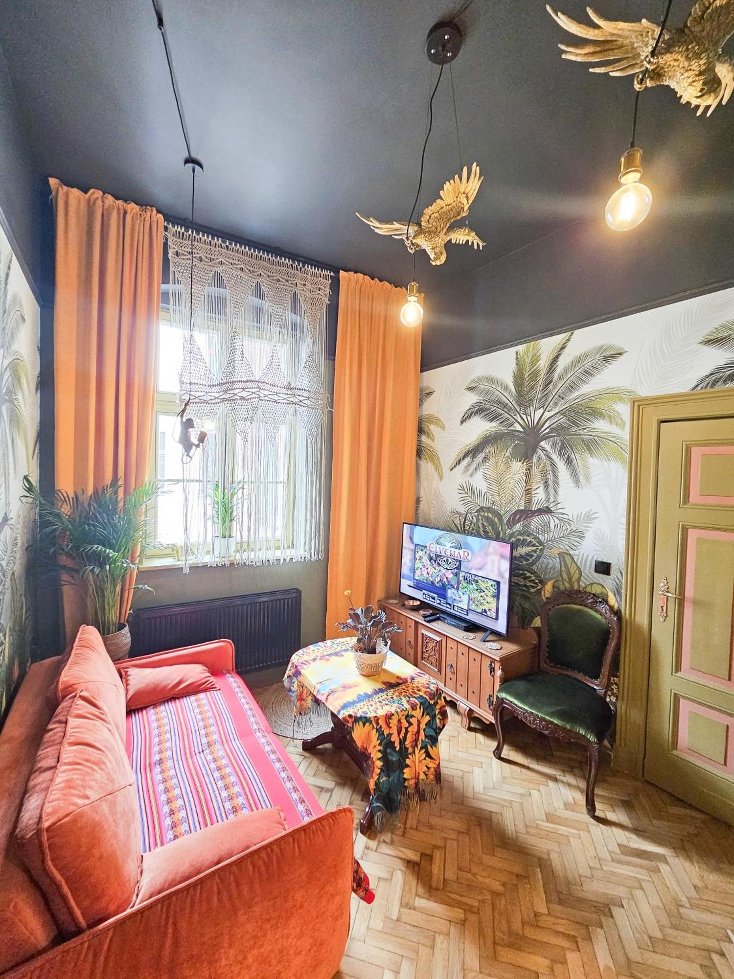 Butik Apartamenty Old Town Torun - Parking Exterior foto